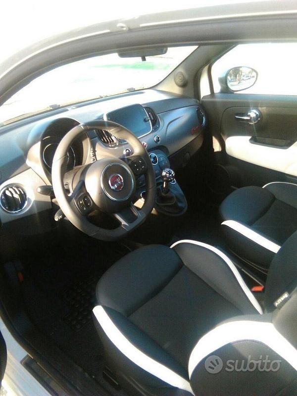 Usata Fiat 500 95 CV (69 kW) 2017 Utilitaria