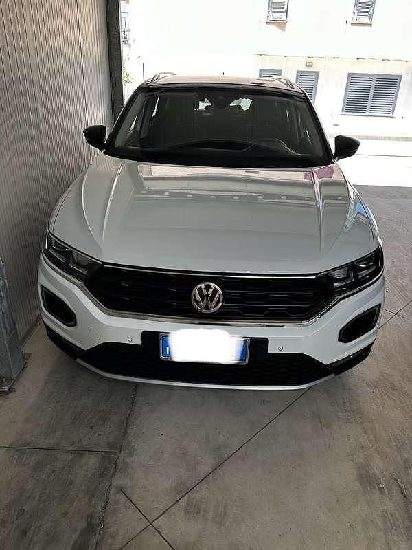Usata VW T-Roc Style 116 CV (85 kW) 2019 SUV