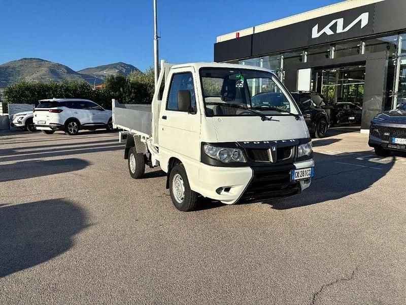 Bianco Usata 2004 Piaggio Porter Cabrio | 8900 € (Buon prezzo) - Immagine 1/4