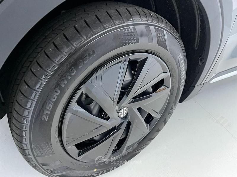 Nuova MG ZS 116 CV (85 kW) 2025 Nero(met.) Berlina