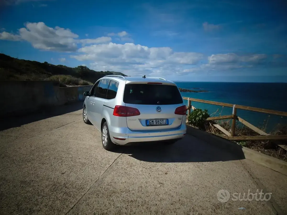 Usata VW Sharan 177 CV (130 kW) 2012 Grigio Monovolume