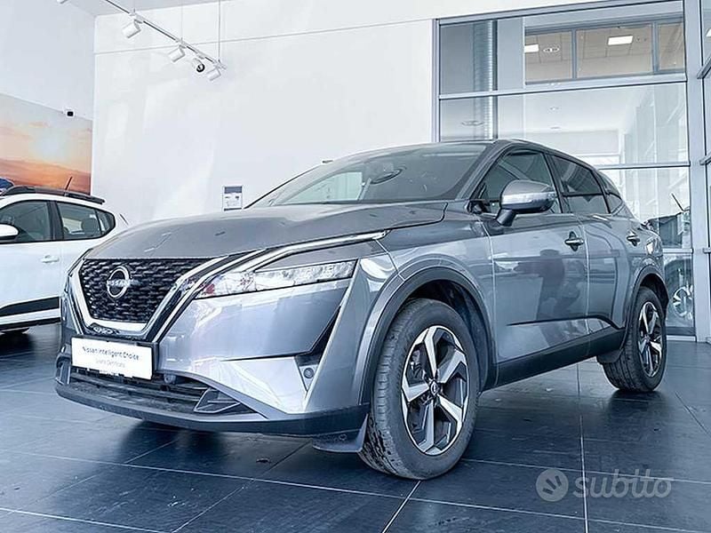 Grigio Usata 2023 Nissan Qashqai N-Connecta SUV | 25.900 € (Buon prezzo) - Immagine 1/4