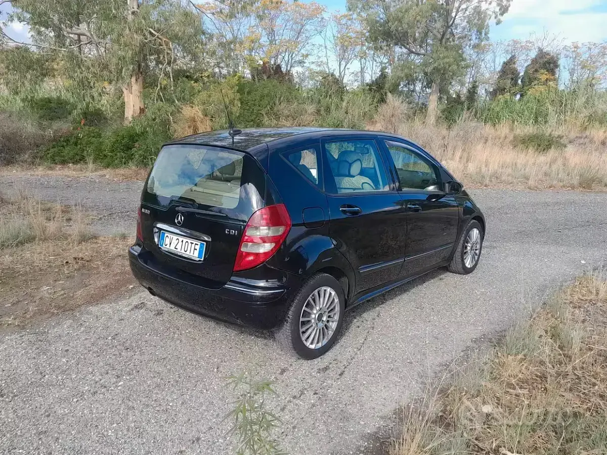 Usata Mercedes A180 Elegance 109 CV (80 kW) 2005 Berlina