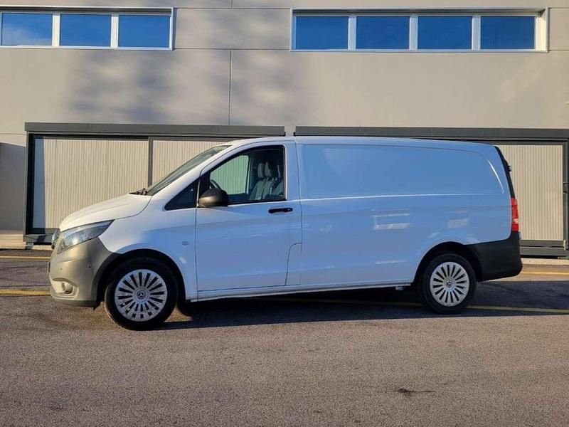 Usata Mercedes Vito 136 CV (100 kW) 2021 Bianco Furgone