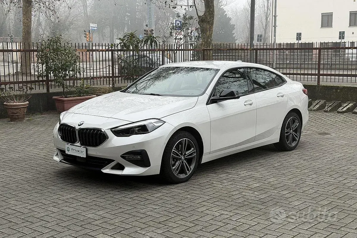 Begagnad BMW 218 Sport Line 136 HK (100 kW) 2020 Sportkupé