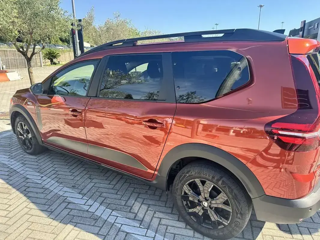 Usata Dacia Jogger Extreme 101 CV (74 kW) 2022 Monovolume