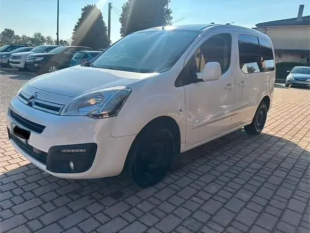 Usata Citroën Berlingo Feel 99 CV (72 kW) 2016 Bianco Monovolume