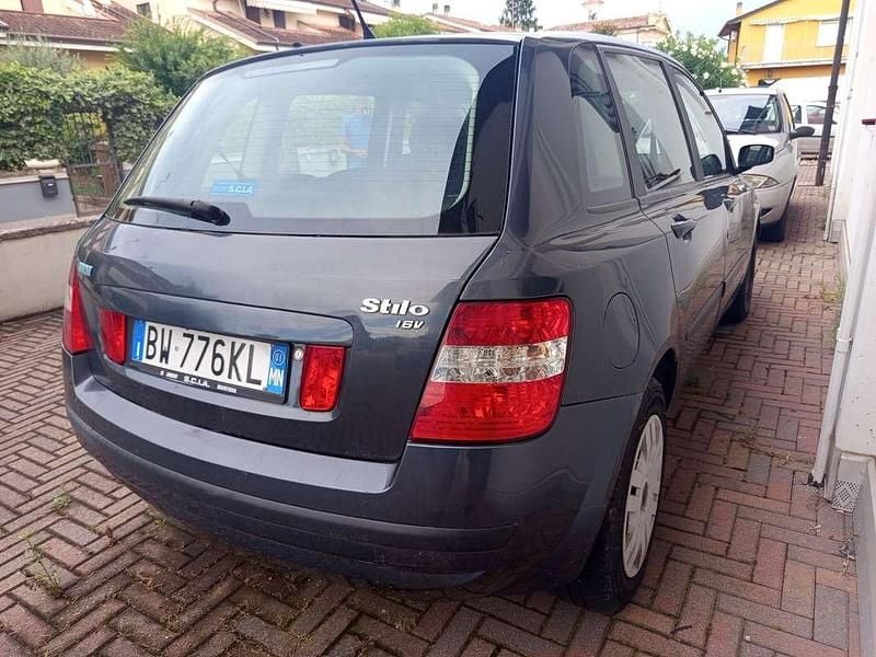 Usata Fiat Stilo Active 103 CV (75 kW) 2001 Berlina