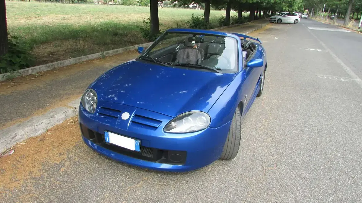 Usata MG TF 116 CV (85 kW) 2002 Blu Cabrio