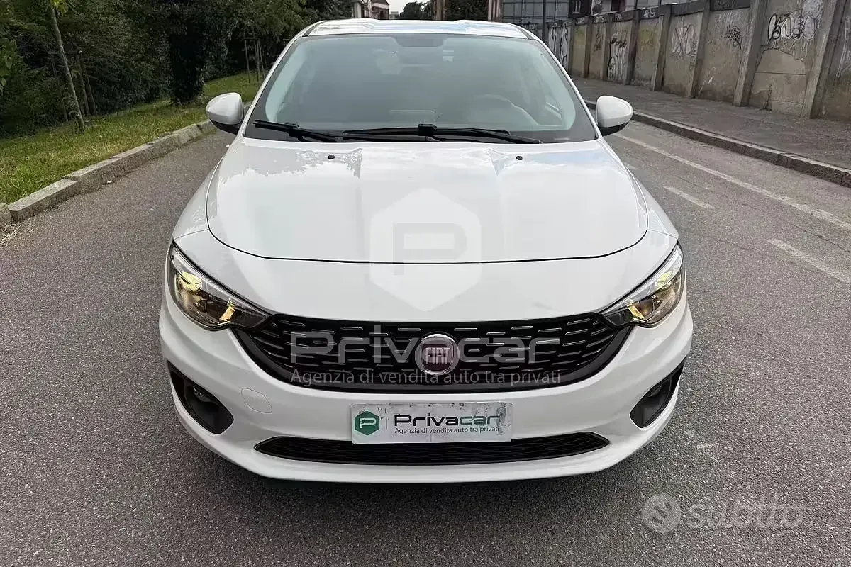 Usata Fiat Tipo Business 95 CV (69 kW) 2019 Bianco Utilitaria