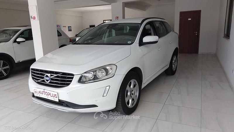 Bianco Usata 2015 Volvo XC60 SUV | 13.990 € (Ottimo prezzo) - Immagine 1/4