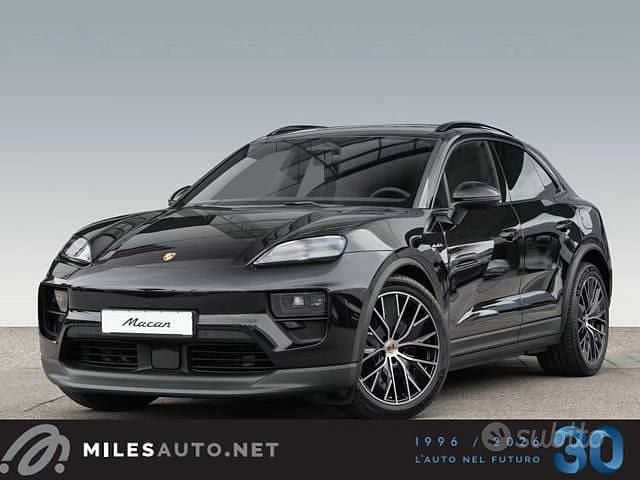 Usata Porsche Macan 4 Electric 300 kW (408 CV) 2025 Nero SUV