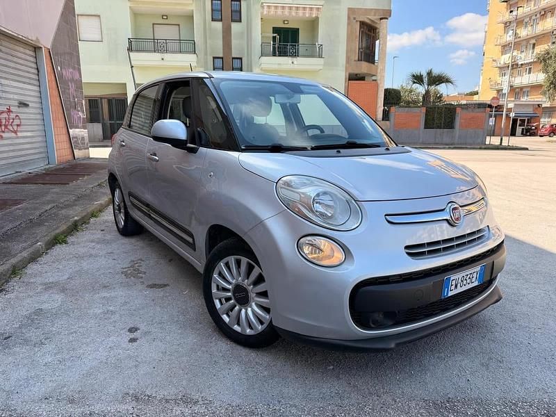 Usata Fiat 500L Lounge 85 CV (62 kW) 2014 Argento Monovolume