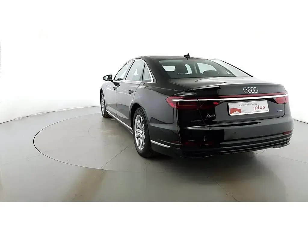 Nuova Audi A8 Ambiente 286 CV (210 kW) 2025 Nero brillante Berlina