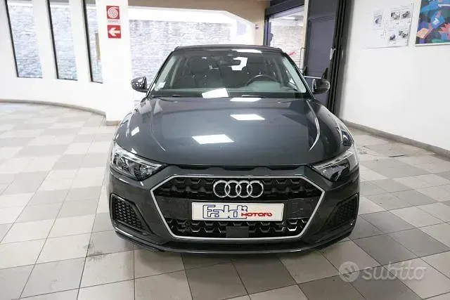 Usata Audi A1 Sportback Advanced 95 CV (69 kW) 2022 Grigio Utilitaria