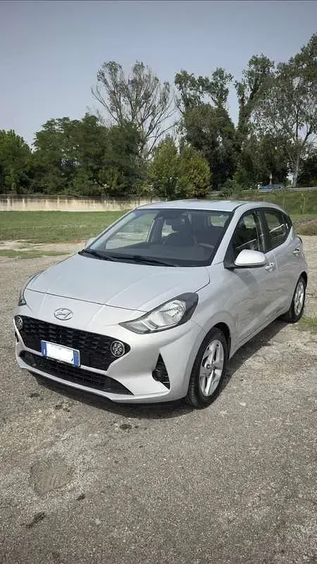 Usata Hyundai i10 67 CV (49 kW) 2022 Utilitaria