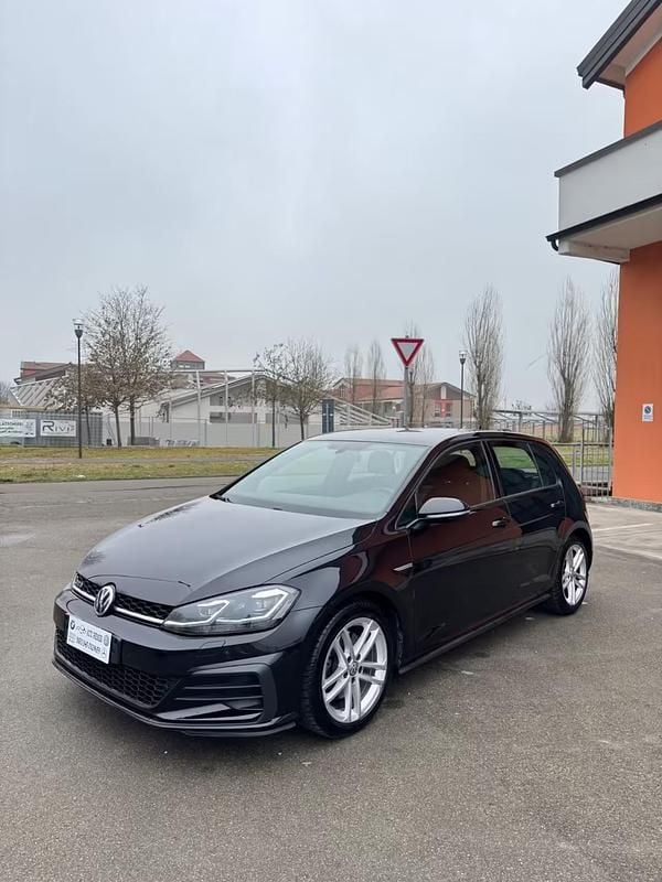 Usata VW Golf VII GTD 184 CV (135 kW) 2017 Nero Berlina
