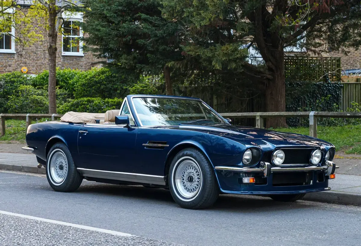 Usata Aston Martin V8 315 CV (231 kW) 1986 Blu Coupé