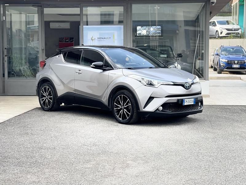 Usata Toyota C-HR 98 CV (72 kW) 2017 Grigio SUV