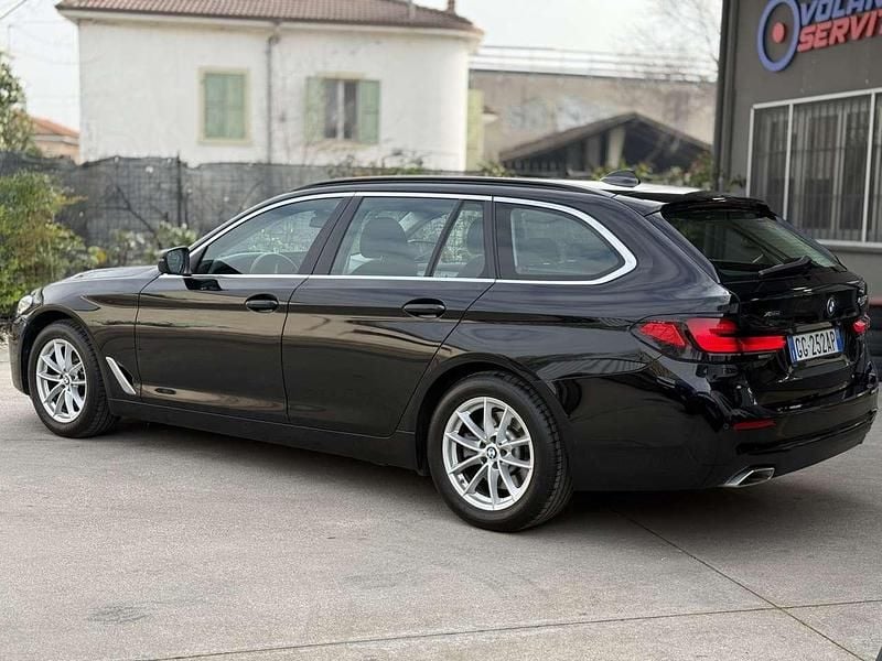 Usata BMW 520 190 CV (139 kW) 2021 Nero Berlina