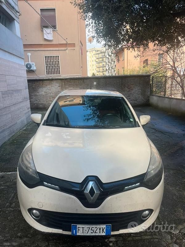 Usata 2016 Renault Clio IV Utilitaria | 4700 € (Super prezzo) - Immagine 1/4