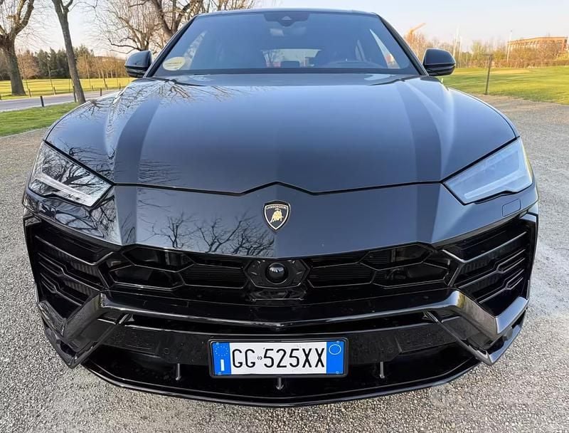 Usata Lamborghini Urus 649 CV (477 kW) 2022 Nero SUV