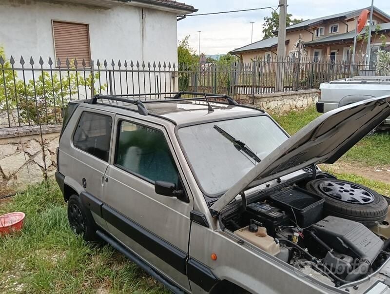 Usata Fiat Panda 4x4 50 CV (36 kW) 1987 Utilitaria