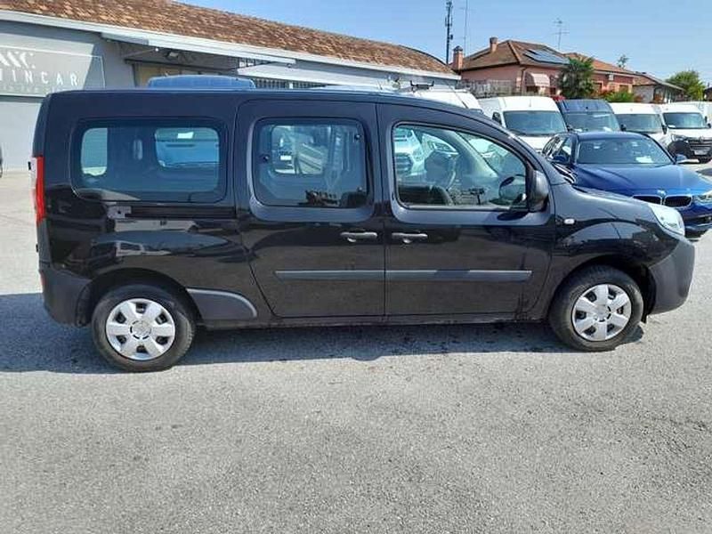 Usata Renault Kangoo 116 CV (85 kW) 2021 Nero Station wagon