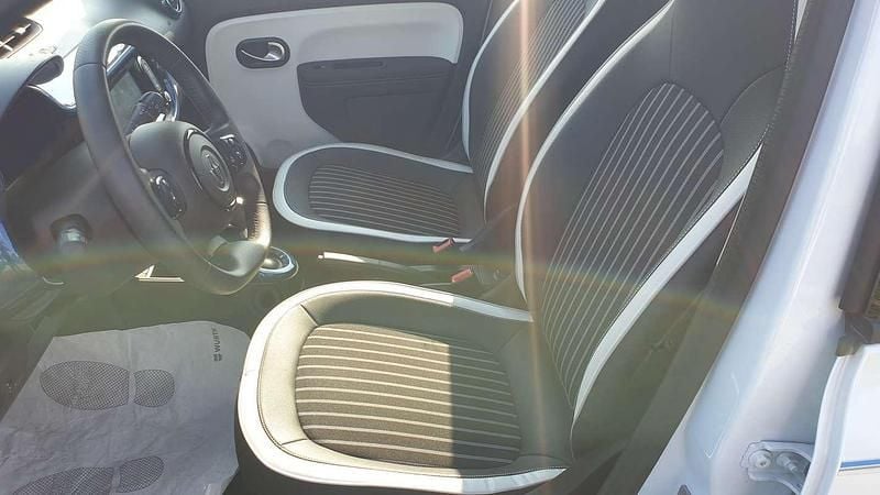 Usado Renault Twingo Intens 30 kW (42 HP) 2020 Branco Citadino