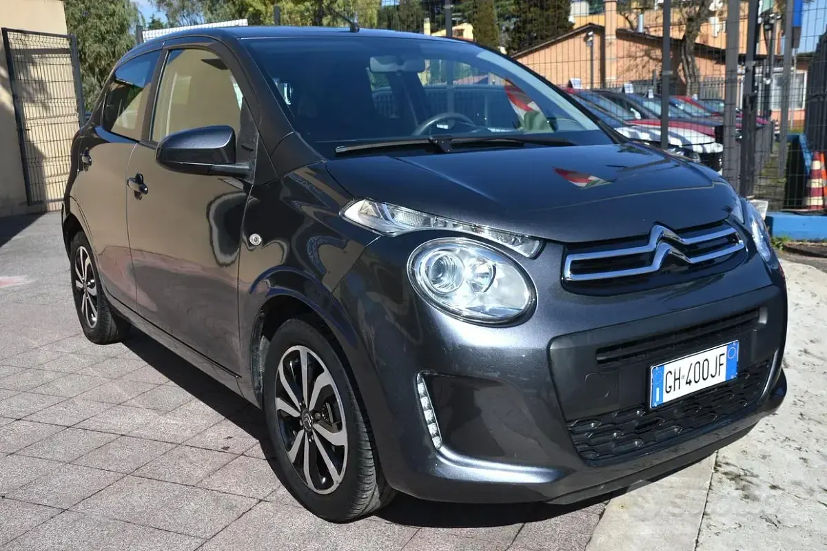 Usata Citroën C1 Shine 72 CV (52 kW) 2021 Grigio Utilitaria
