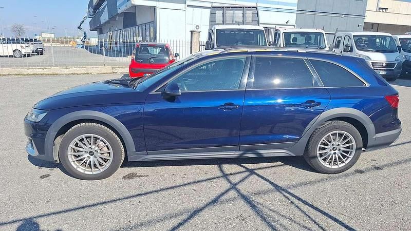 Usata Audi A4 Allroad Business 204 CV (150 kW) 2022 Blu/azzurro Station wagon