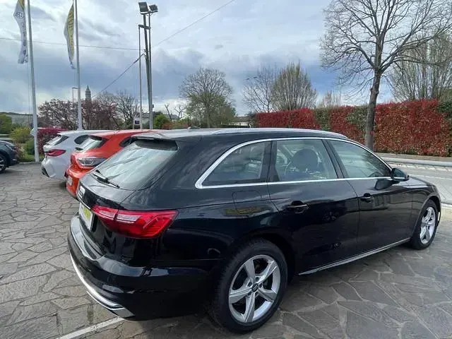 Usata Audi A4 Advanced 190 CV (139 kW) 2020 Nero Station wagon