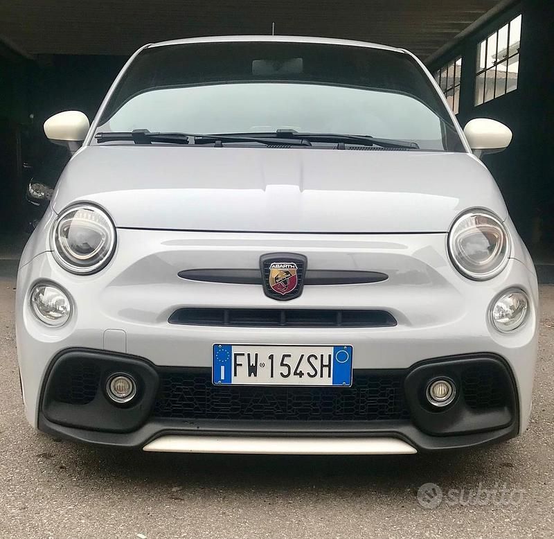 Usata Abarth 595 Esseesse 180 CV (132 kW) 2019 Grigio Berlina
