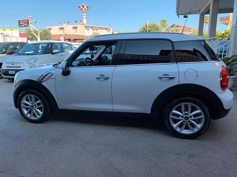 Usata Mini Cooper D Countryman 111 CV (81 kW) 2013 Bianco SUV