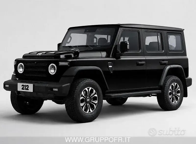 Nuova EMC 212 217 CV (159 kW) 2026 Nero SUV