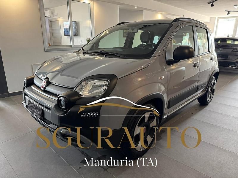 Usata Fiat Panda Cross Cross 70 CV (51 kW) 2021 Blu Utilitaria
