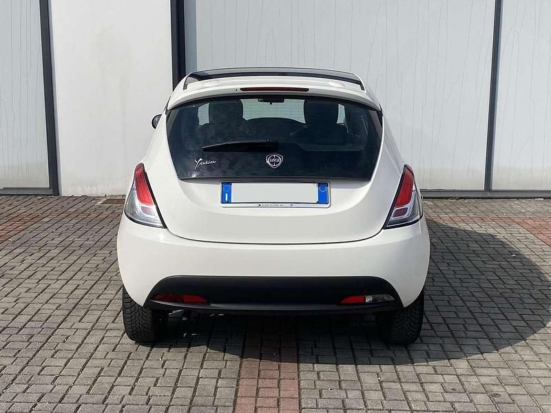 Usata Lancia Ypsilon S 86 CV (63 kW) 2011 Bianco Utilitaria