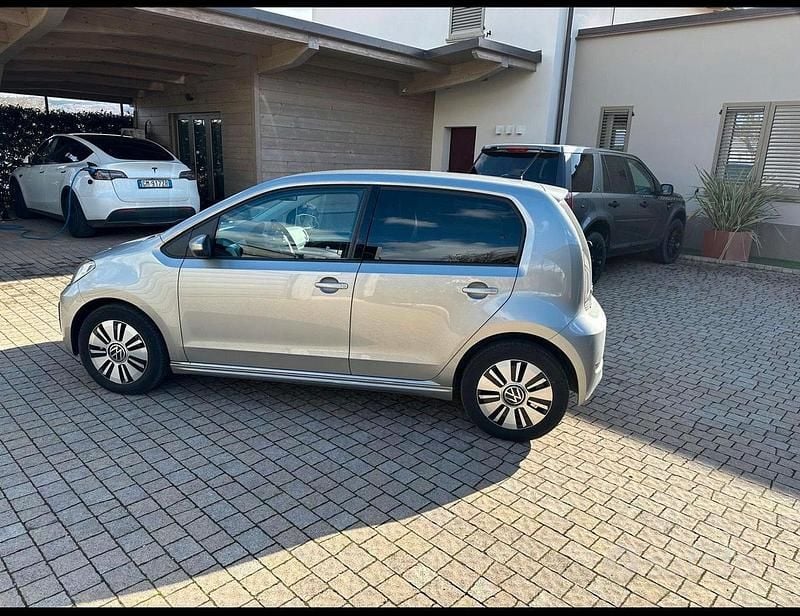 Usata VW e-up! 61 kW (83 CV) 2020 Grigio Utilitaria