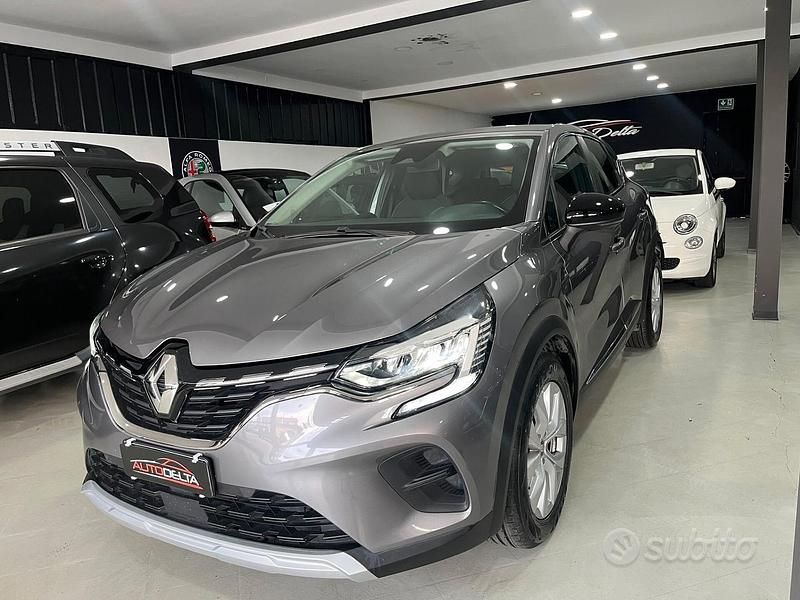 Usata Renault Captur Business 95 CV (69 kW) 2021 Grigio SUV
