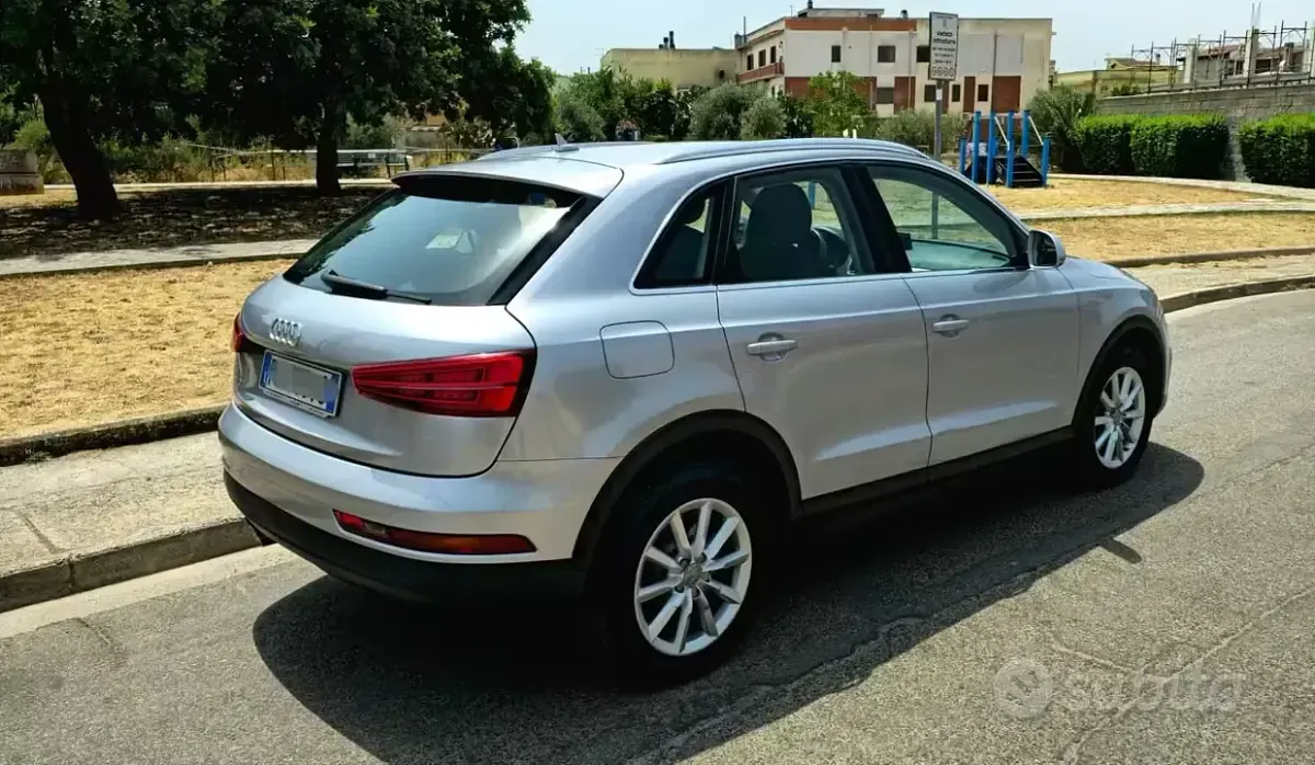Usata Audi Q3 Business 150 CV (110 kW) 2017 Grigio SUV