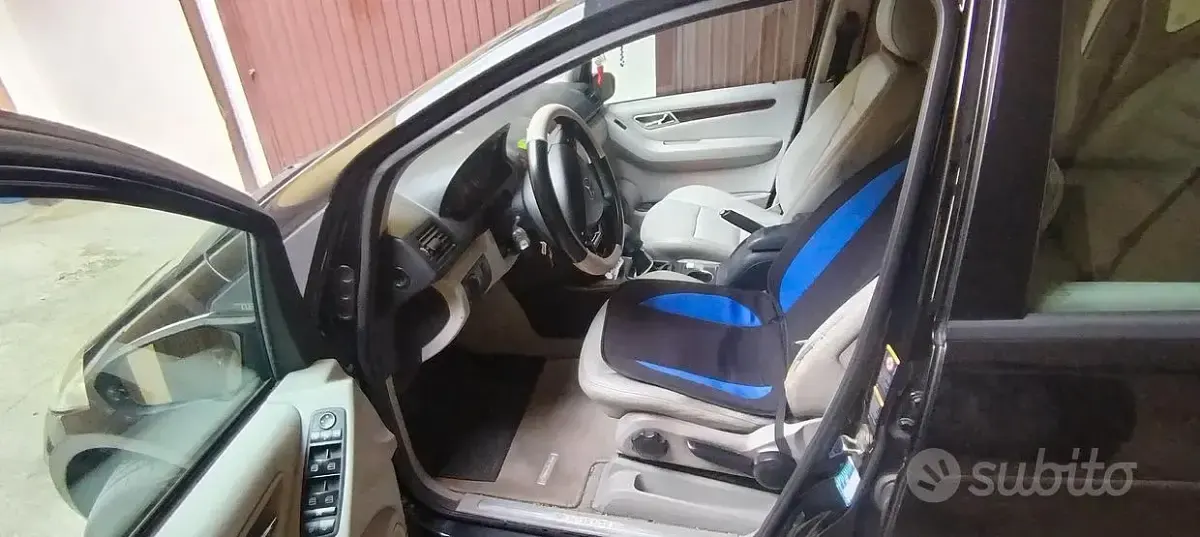 Usata Mercedes A180 109 CV (80 kW) 2008 Nero Berlina