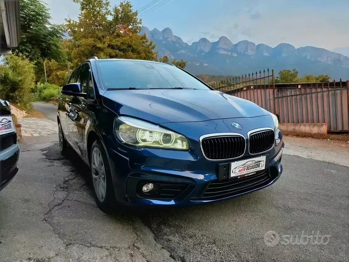 Usata BMW 216 Active Tourer Advantage 116 CV (85 kW) 2016 Bluazzurro Monovolume