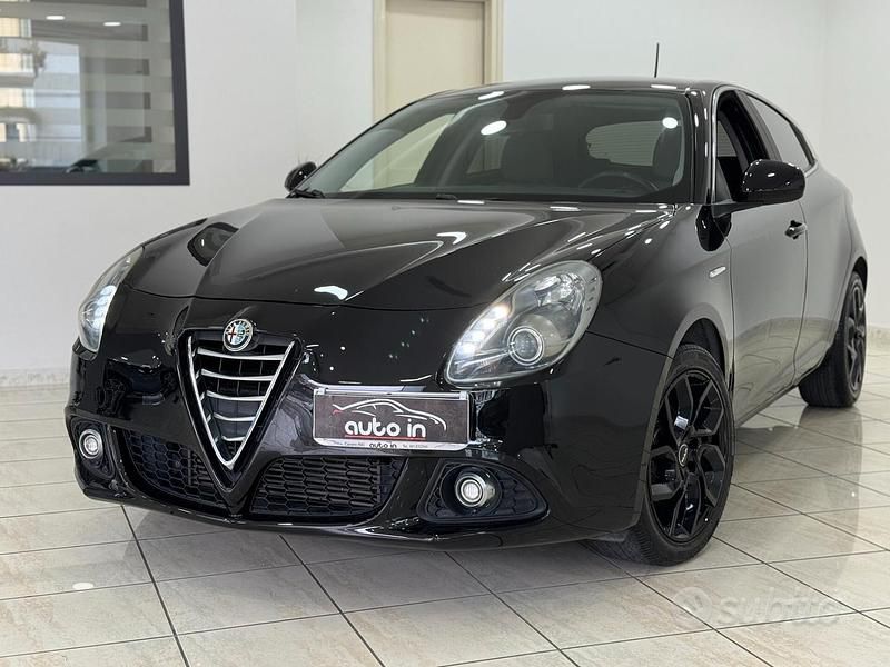 Usata Alfa Romeo Giulietta Distinctive 105 CV (77 kW) 2013 Nero Utilitaria