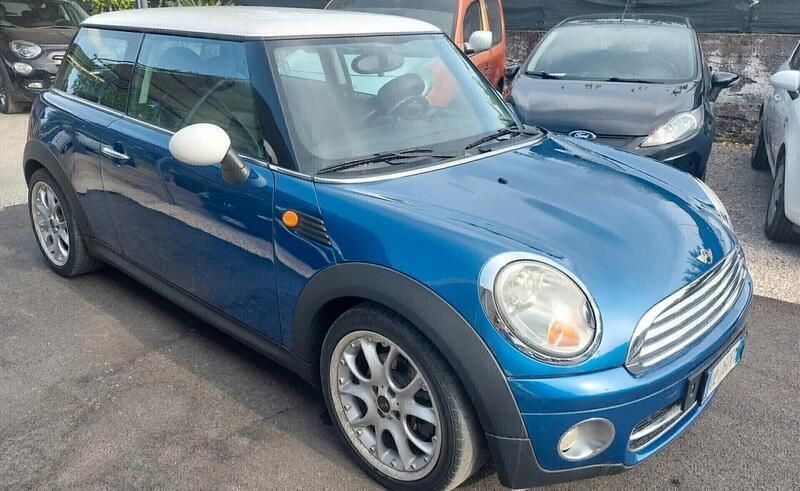 Usata Mini Cooper D 109 CV (80 kW) 2007 Blu Utilitaria