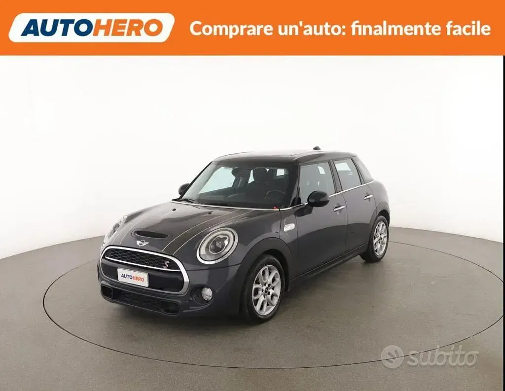 Begagnad Mini Cooper SD 170 HK (125 kW) 2017 Halvkombi