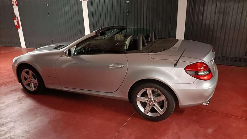 Usata Mercedes SLK200 184 CV (135 kW) 2009 Cabrio