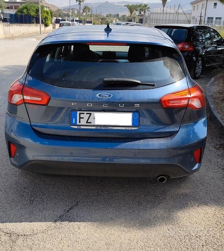 Usata Ford Focus 120 CV (88 kW) 2020 Blu Berlina