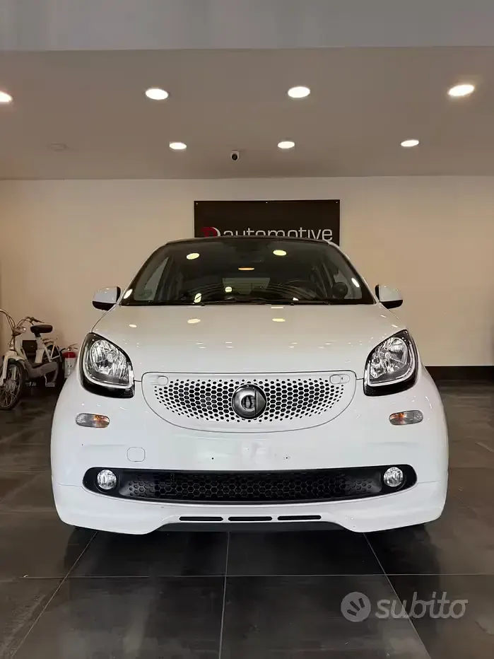 Usata Smart ForFour Brabus 90 CV (66 kW) 2018 Bianco Utilitaria