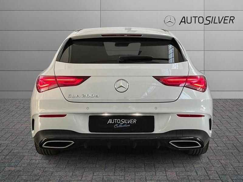 Usata Mercedes CLA200 Shooting Brake Premium 150 CV (110 kW) 2023 Bianco / pastello Station wagon
