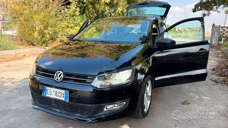Usata VW Polo 90 CV (66 kW) 2010 Nero Utilitaria